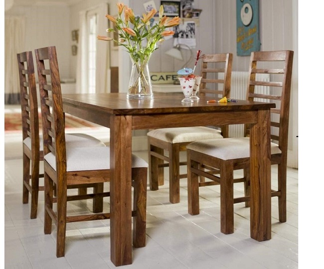 घर को स्टाइलिश लुक देने के लिए यहां देखें 2023 की टॉप Dining Table की